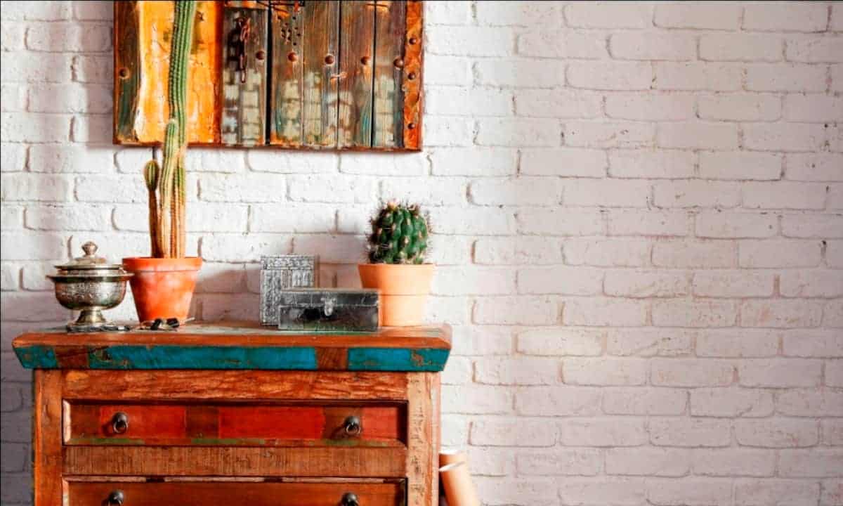 Stone wall in store design - Gewena