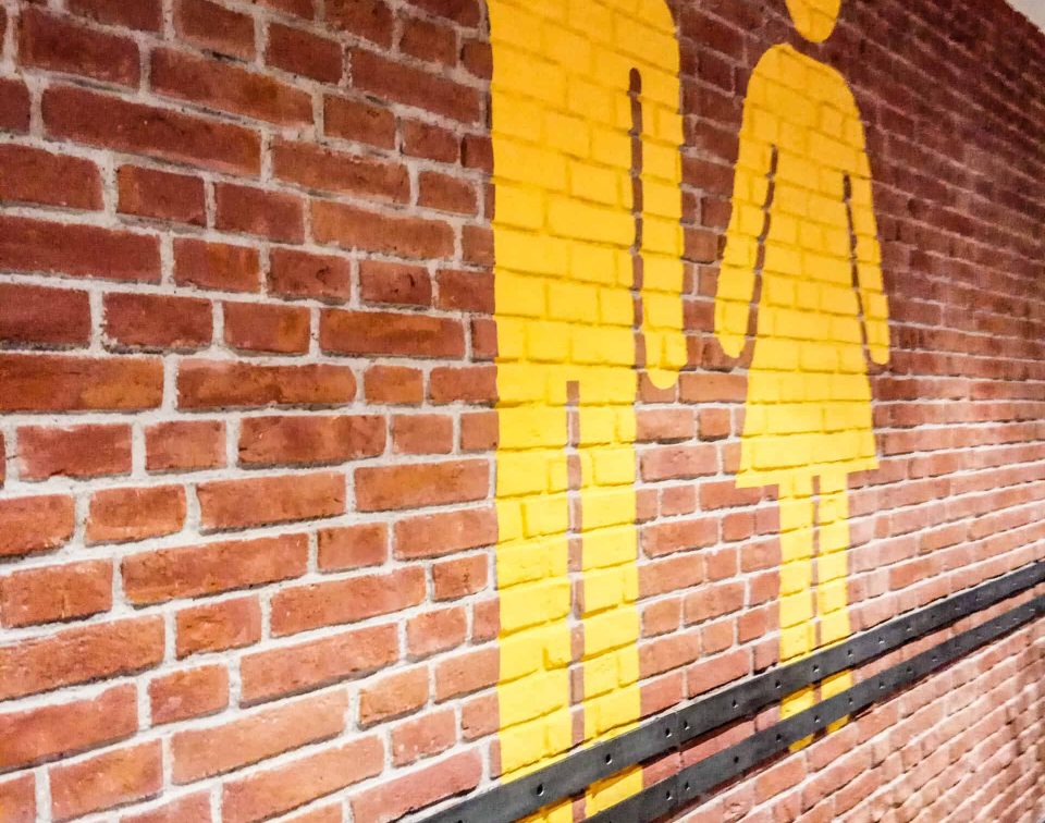 Queens-Ziegel-antik03