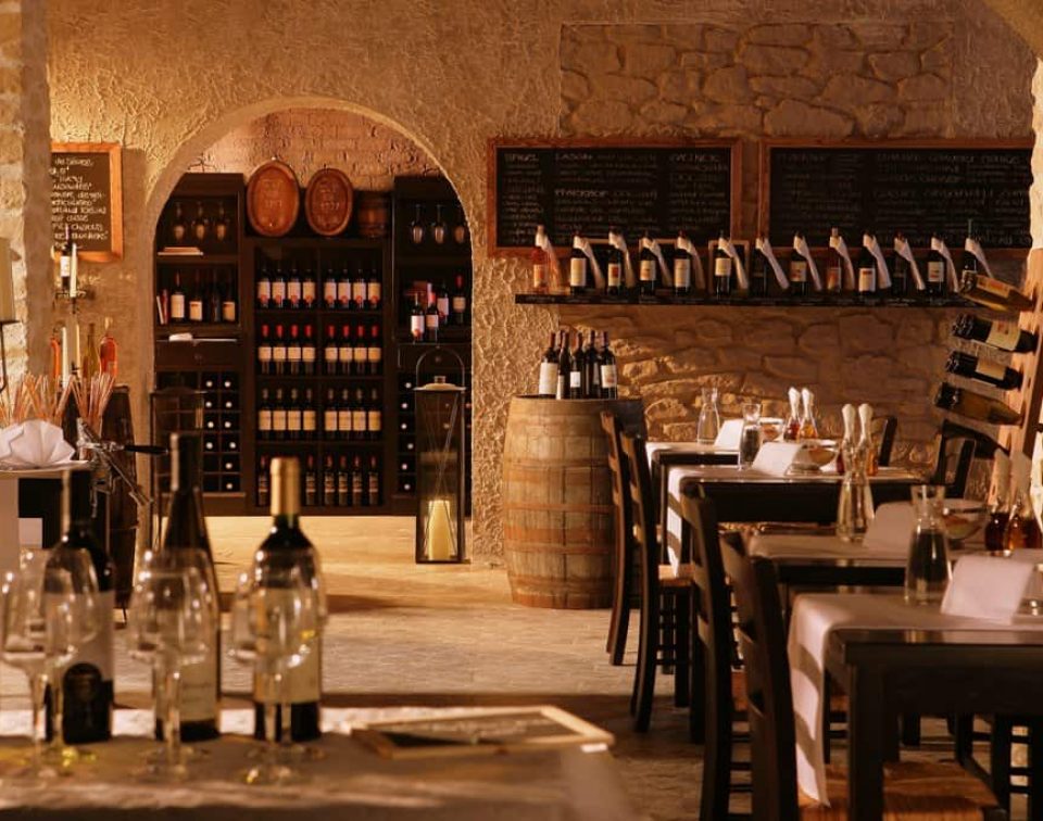 Mediterrane Steinwand Florina