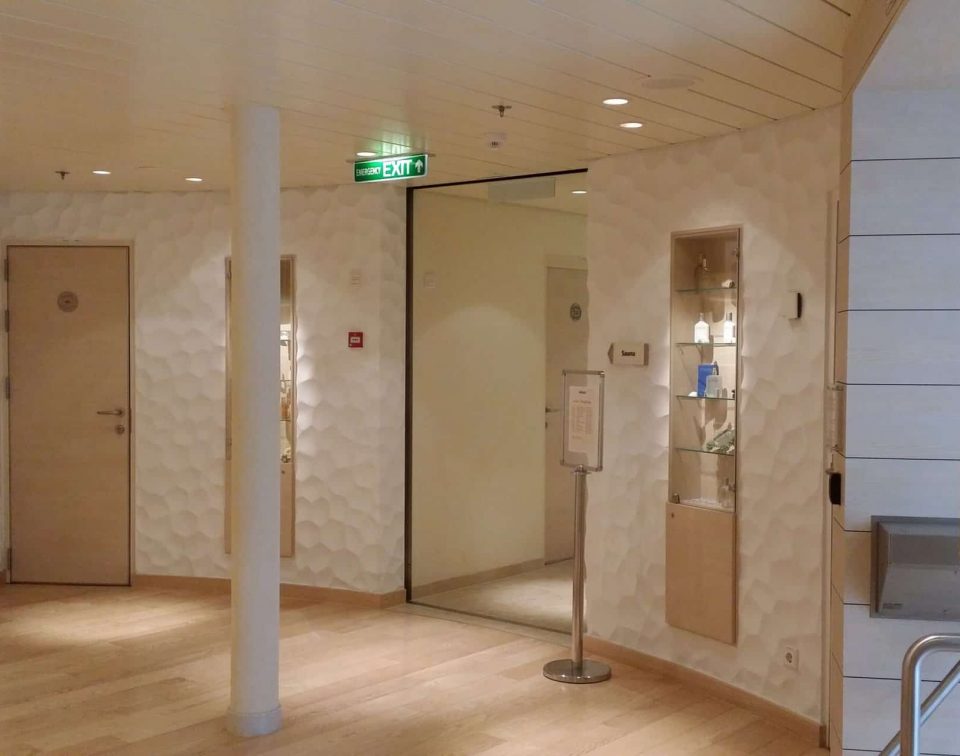 designwall dessert in beauty area of spa